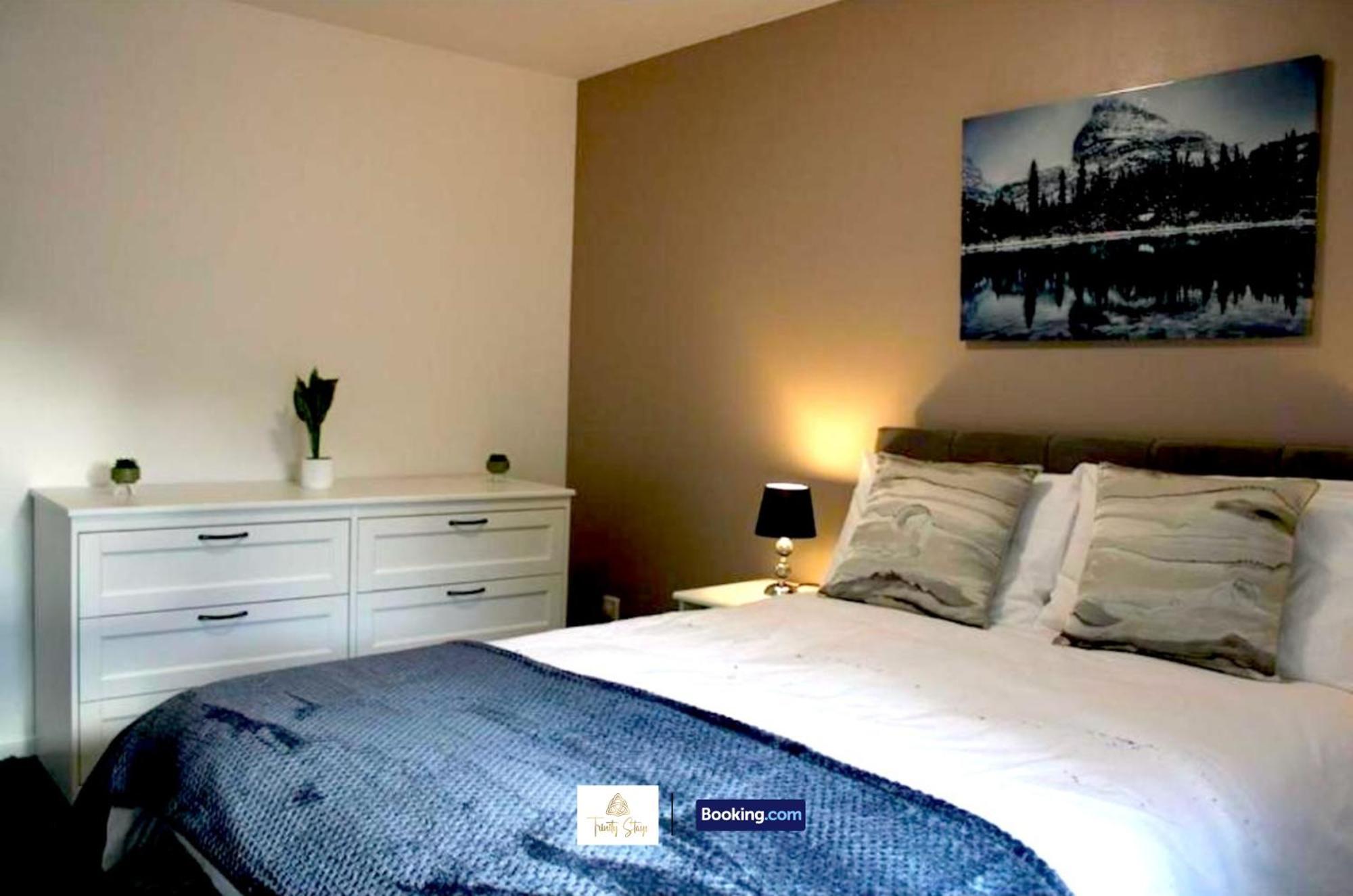 4 Bedroom House With Parking Near City Centre By Trinity Stays Short Lets & Serviced Accommodation Cambridge Екстериор снимка