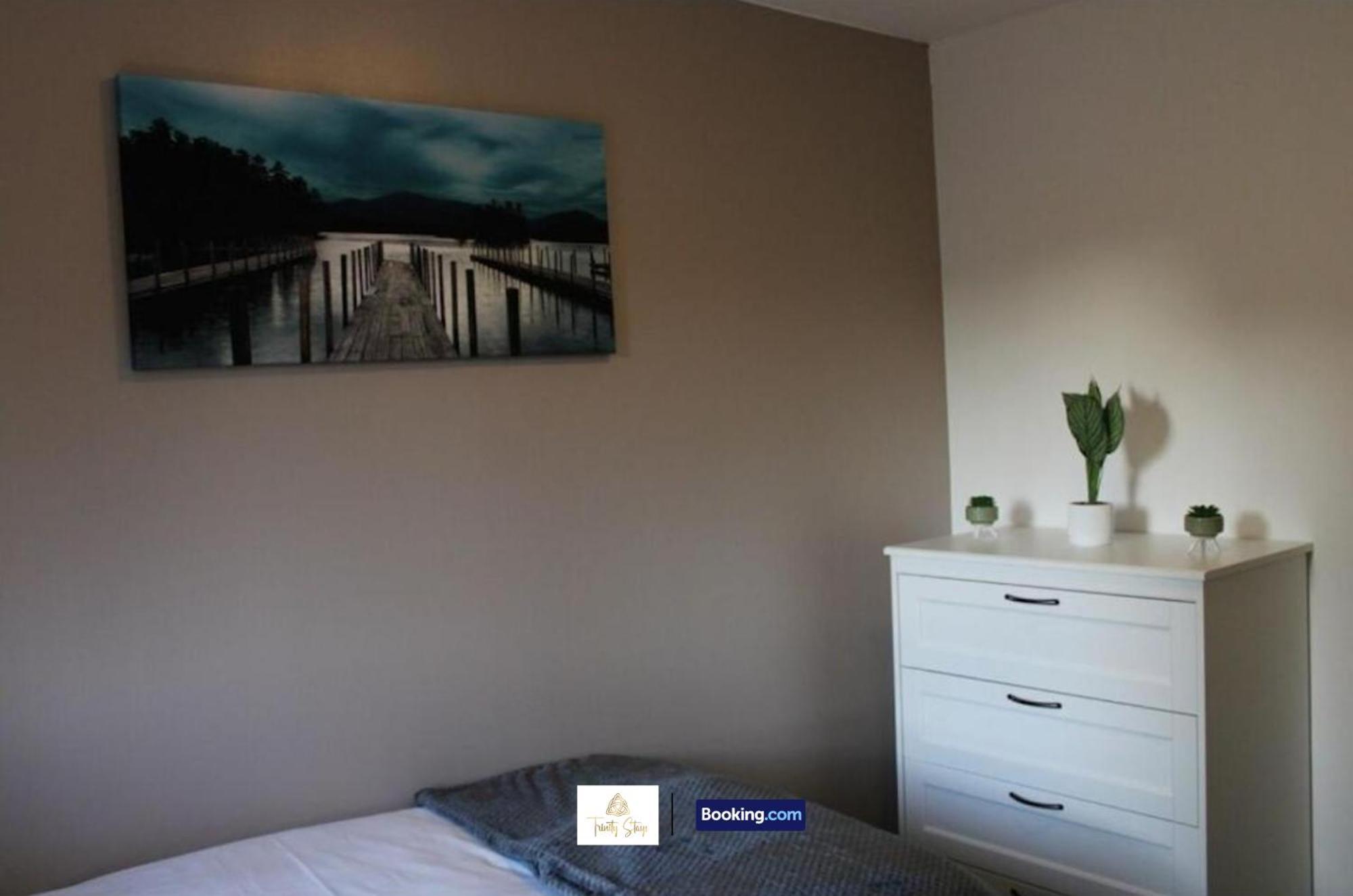 4 Bedroom House With Parking Near City Centre By Trinity Stays Short Lets & Serviced Accommodation Cambridge Екстериор снимка